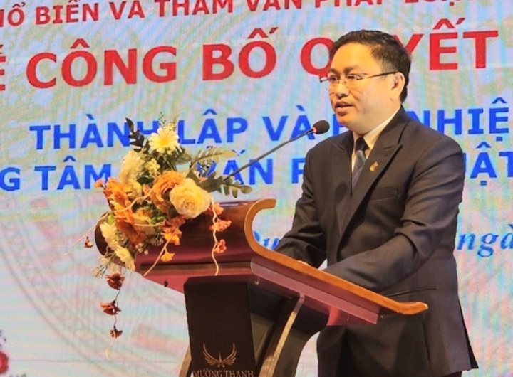 Công bố Quyết định bổ nhiệm Giám đốc Trung tâm Tư vấn Pháp luật tỉnh Quảng Bình